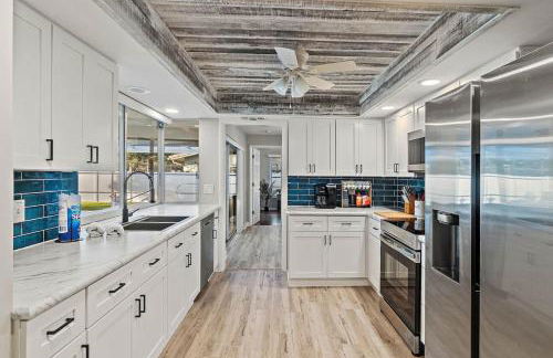 Summer Getaway Coastal Sea-Esta 4BD 3BA - Foto 10