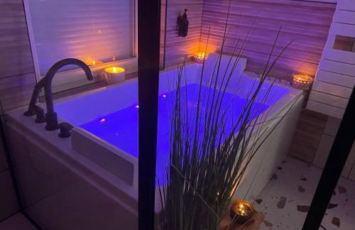 Jolie Maison avec Balnéothérapie - Foto 2