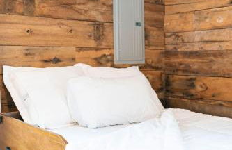 Adventure Barn - On HGTV Fixer to Fab -Access MTB - Foto 20