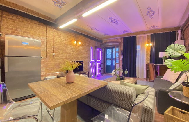 Centrally Located Historical Flat in Beyoglu - Foto 17