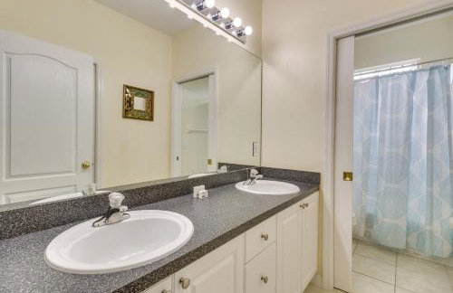 Lanai and Pool Spacious Villa Near Disney! - Foto 26