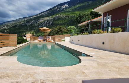 Lorraine's Cottage Style Studios, shared swimming pool and bbq only for guests at Simotata village - Photo 7