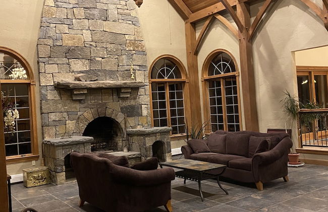 Chestnuthill Countryside Manor - Photo 17