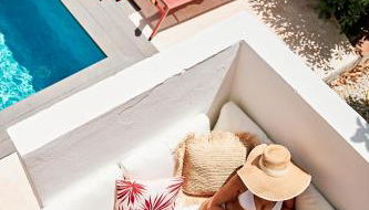 Charming Patio Villa With Private Pool - 6BR - In The Heart of Playa den Bossa - Walk To Ushuaïa, Hi & The Beach! - Photo 2