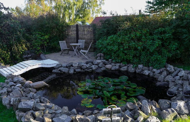 The Comfort of This Cottage Merges With Nature - Photo 26