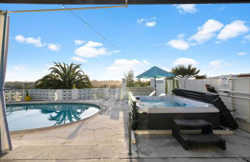 Luxury Hilltop Stay Pool, Firepit and Views - Foto 32