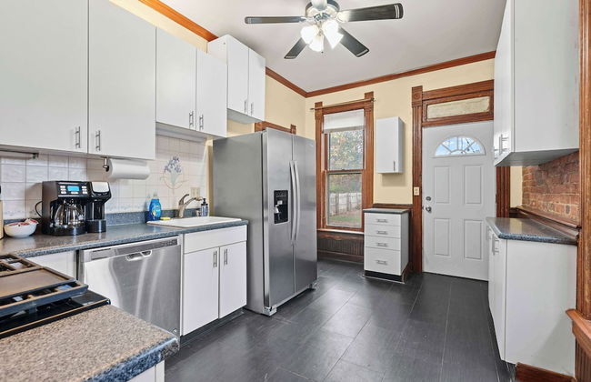 Vino & Vibes Villa Sleeps 6! - Foto 8