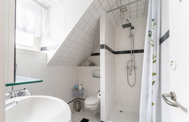 Vlissingen Home Near the Beach - Photo 21