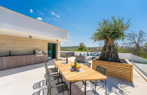 Villa Four Seasons Seaside B with heated pool and jacuzzi, Zadar - Foto 3