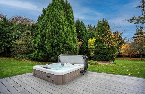 FAMILY FRIENDLY, HOT TUB, Fire Pit, Spacious & Modern - Foto 8