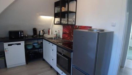 Dachwohnung in ruhiger Lage - Foto 4