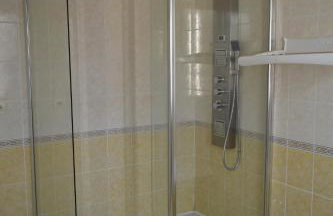 villa classée 4 étoiles avec piscine et boulodrome - Photo 34