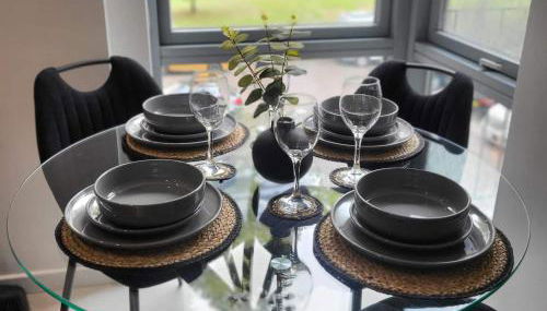 Free Parking Large Balcony Central Location - Foto 5