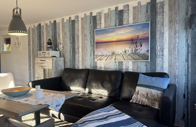 Striking Holiday Home in Sternberg With Jetty - Foto 24