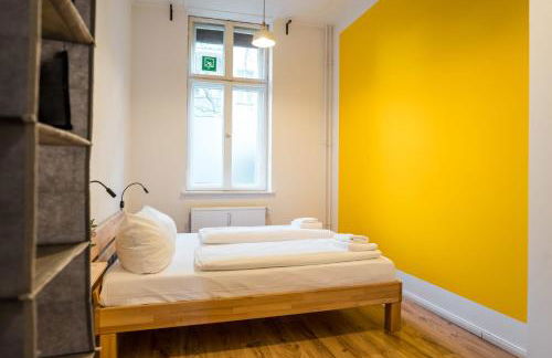 2 Bedroom Apartment in convinient location - Photo 13