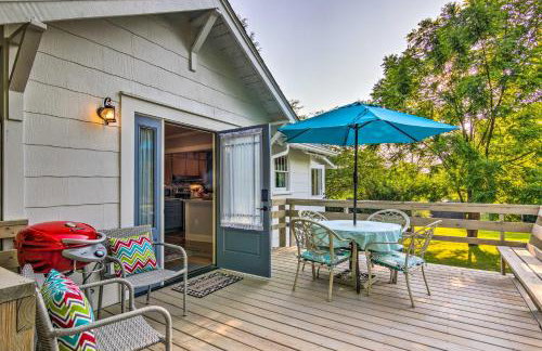 Restored Mars Hill Home on 1 Acre Walk to Town! - Foto 2