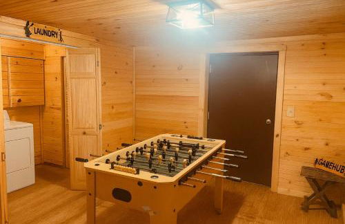 Crabapple-Secluded cabin with pond creek access, hot tube, fire pit in Blue Ridge - Photo 30