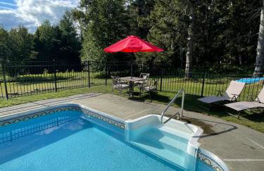 WOW New Spectacular Franconia Home - history - views - fire pit - hot tub - pool - grandeur - MUST SEE - Foto 45