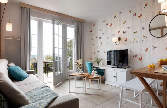 Terraced House in Residence & Spa With Common Pool and Sauna, Houlgate - Foto 8