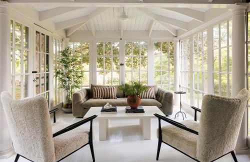 Stylish Rural Sanctuary Perfect for Every Season! - Foto 13