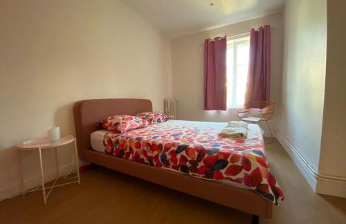 Stunning 230m with garden in the city center - Photo 11