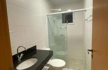 Ap no centro piscina e churras - Foto 8