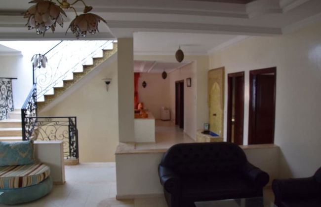 5 Bedroom Holiday Villa Yasmine, Perfect for Family Holidays, Near Beaches - Photo 66