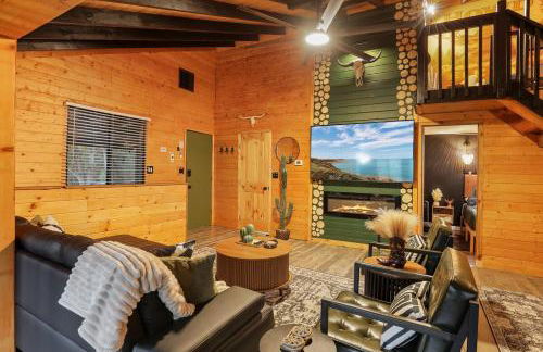 NEW! Hillside Getaway in the Pines, Games, Poker - Foto 10