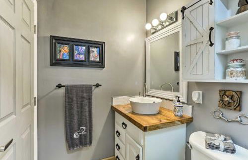 Rustic Palm City Vacation Rental on Horse Farm - Photo 12