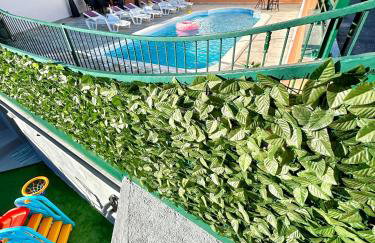 Holiday Home Three Sisters with Swimming Pool & Jacuzzi - Photo 8