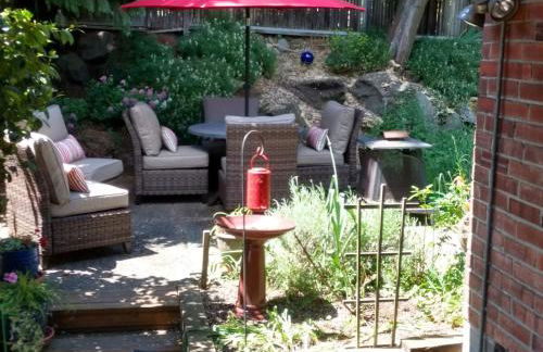 Large private 1 bedroom apartment in prime Seattle neighborhood near UW - Foto 46