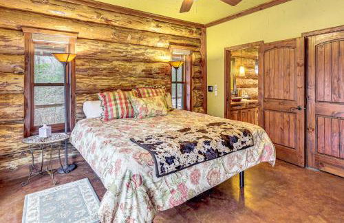 Fish, Boat and Hike Pet-Friendly Cabin in Arkansas - Foto 10