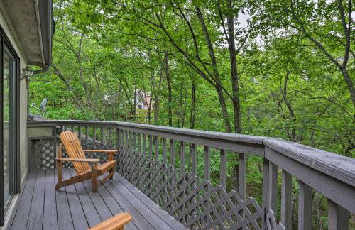 Beaver Lake Retreat with Deck and Private Hot Tub - Foto 27