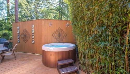 Tree Fort! Redwoods! Hot Tub!! Fire Table!! Google Smart Home!! Fast WiFi!! Dog Friendly! - Foto 2, Other