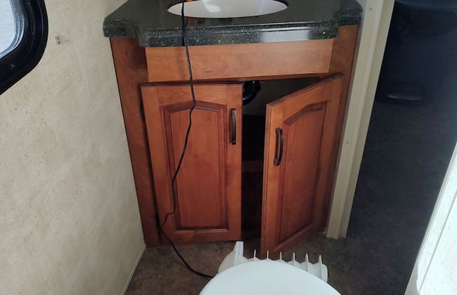 Ballard RV Park and cabin rentals - Foto 14