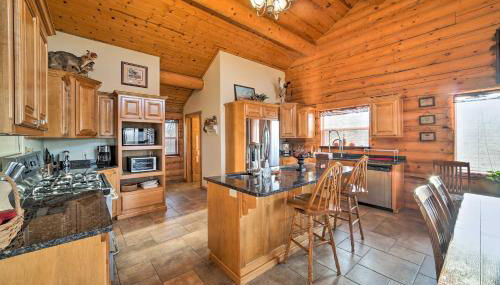 Walk to Table Rock Lake Spacious Home with Deck! - Foto 5