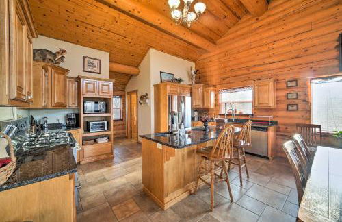 Walk to Table Rock Lake Spacious Home with Deck! - Foto 5