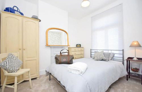 Sparrow Cottage - Westbourne - Photo 20