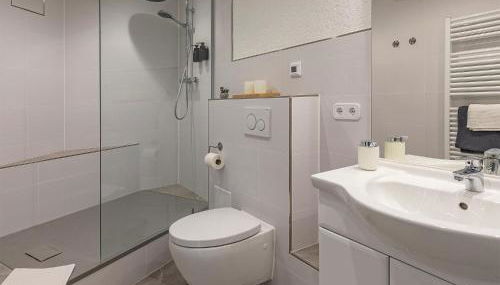 Katrin's Place - Wöllstadt Suiten mit Terrasse oder Balkonen - Foto 5, Shower