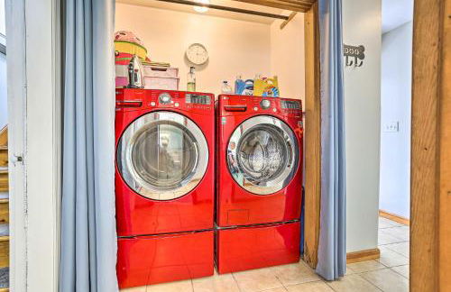 Pet-Friendly Pond View Loft with Private Pool! - Foto 18