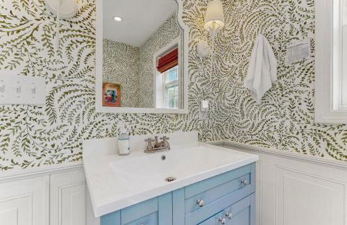 Elegant Coastal Retreat - Foto 16