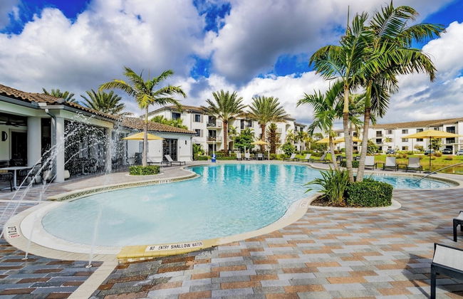 Modern 1BR Condo w/ Pool & BBQ Near Fort Myers - Foto 23