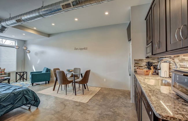 1BD Studio Downtown Close to Hiking W/ac! - Foto 2