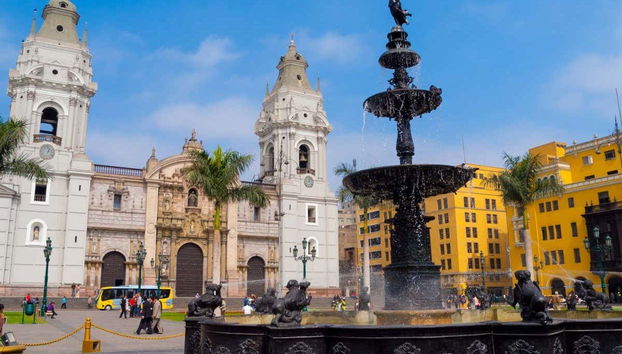 Contrastes de Lima - Foto 2, Conociendo la plaza de Armas