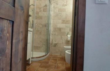 Heritage Apartment Nestled Between Sea and Hills - Foto 12