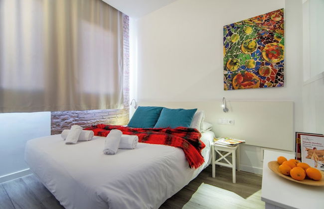 Happy People Sagrada Familia - Foto 55