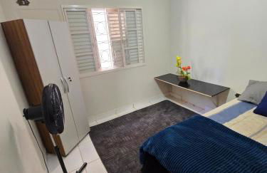 Casa ampla mobiliada com estacionamento para até 5 veículos - Foto 79