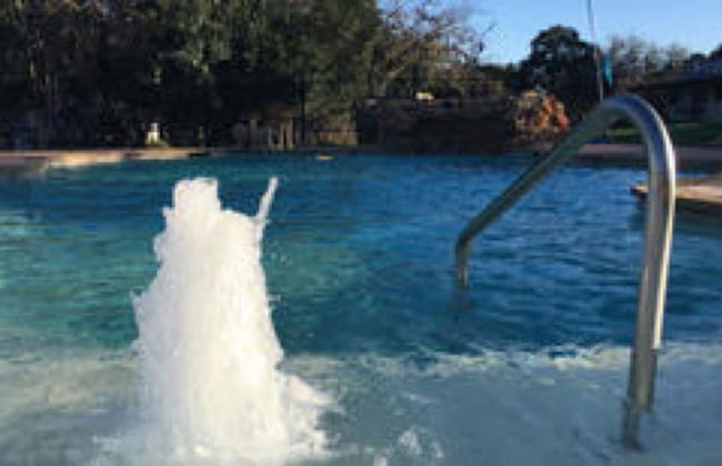 Frio Springs Lodges - Photo 1