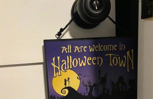 It’s Showtime-Book Lally’s House! Steps to Common! - Foto 36