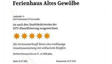 Altes Gewölbe mit Sauna und Whirlpool im Außenbereich - Foto 2